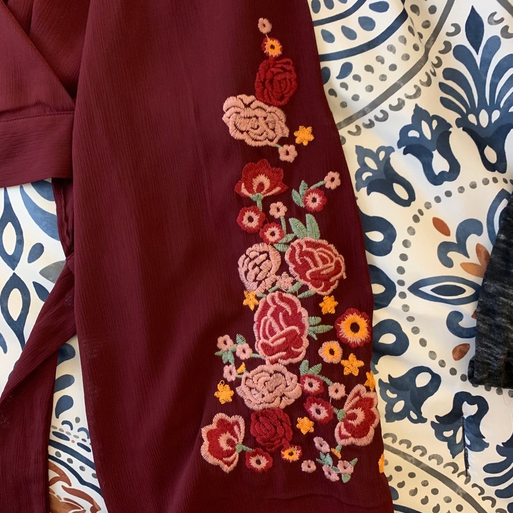 Blouse - Picture 3 of 3